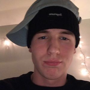 Meet your Posher, Max